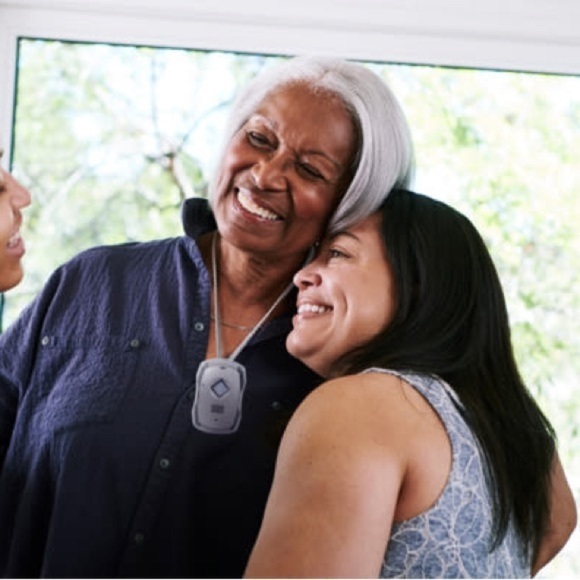 LivingWell Companion Telus Cell Medical bracelet new​ - Picture 6 of 11